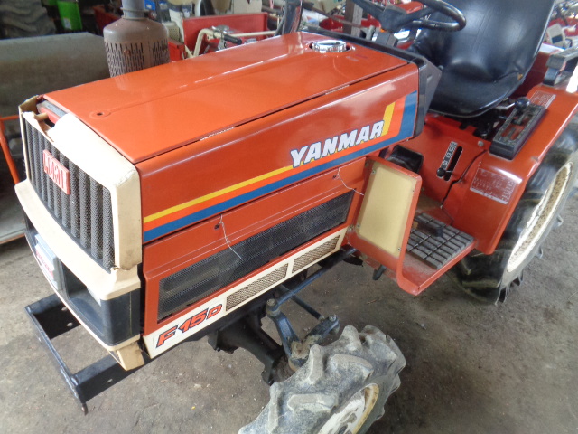 44. YANMAR F 15 skladom