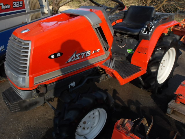 06. Kubota A 17D pripravujeme