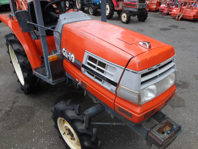 28.Kubota GL 19D pripravujeme